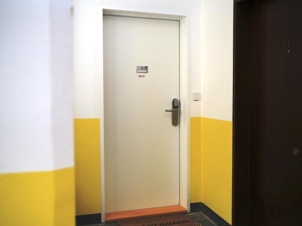 Flatprovider Comfort Eduard Apartment - Contactless Check In Wien Phòng bức ảnh